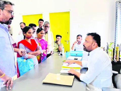 ప్రజాసమస్యల పరిష్కారానికి కృషి