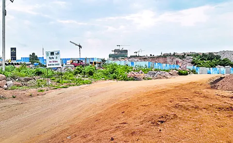 Land auction at Rayadurgam Knowledge City