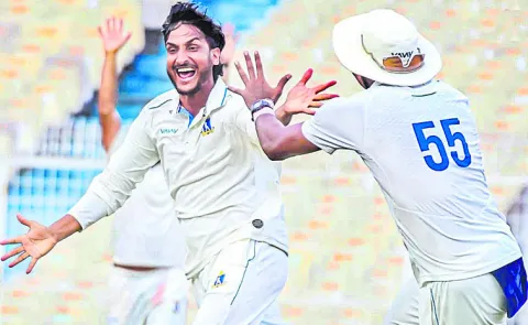 Bengal beat Railways by an innings and 120 runs