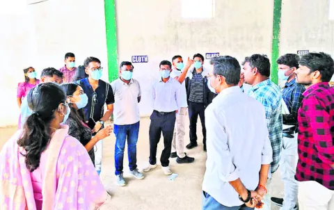 అభివృద్ధి పనుల పరిశీలన