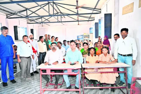 కార్పొరేట్‌ స్థాయిలో విద్యాభివృద్ధి