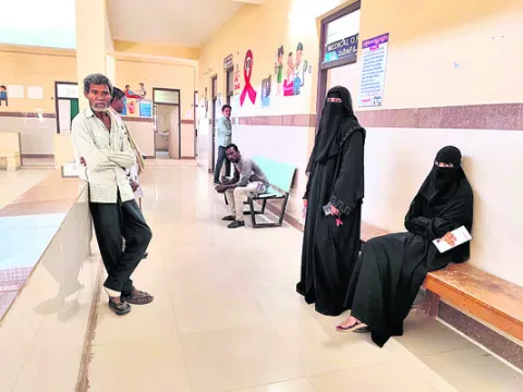 పెద్దదిక్కు.. కాగజ్‌నగర్‌ సీహెచ్‌సీ
