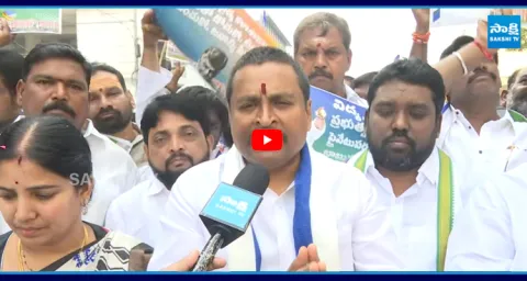 YSRCP Leaders Participated Praja Udyamam Rally At Vijayawada  1
