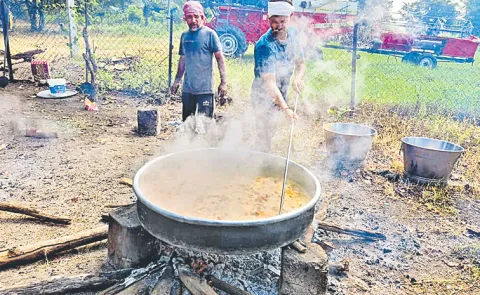 50 cooks in a single family in Thimmapur Jagtial district