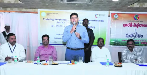 పథకాలను సద్వినియోగం చేసుకోవాలి 