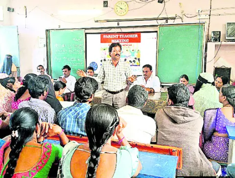 పాఠశాలల్లో విద్యార్థి కేంద్రీకృత బోధన