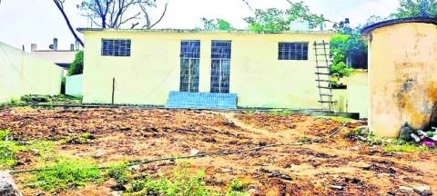 అసంపూర్తి.. నిరుపయోగం