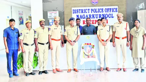 ఎస్పీ పరదేశినాయుడు స్ఫూర్తితో పనిచేయాలి 