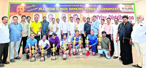 టెన్నిస్‌ పోటీల నిర్వహణ భేష్‌ 