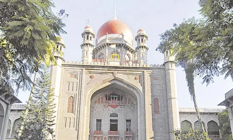 Telangana High Court warns HYDRAA Commissioner against power misuse