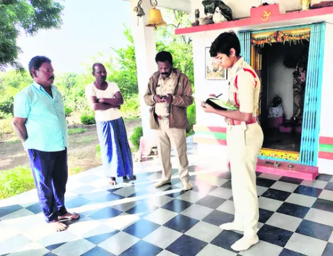 మూడు ఆలయాల్లో చోరీ 

