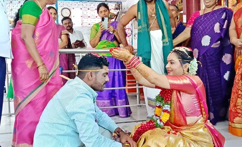 Telangana Boy Marries Nepali Girl in Nakirekal Sub-Registrar Office