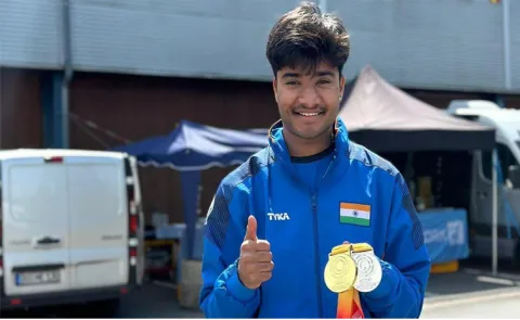Dhanush Srikanth Wins Air Rifle Gold, Telnagana govenrment Announce Cash Prize7