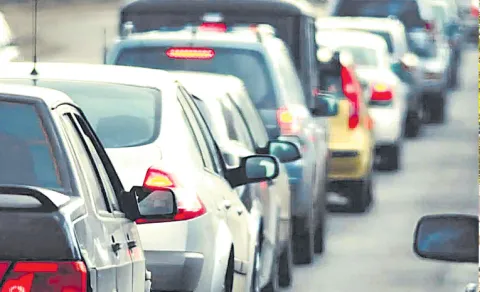 People Fire On Negligence Of RTO Officers 