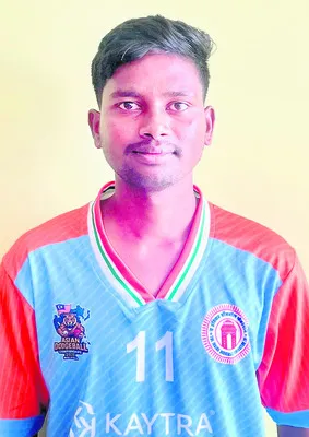 అంతర్జాతీయ డాడ్జ్‌బాల్‌ పోటీలకు ఆదోని క్రీడాకారుడు 