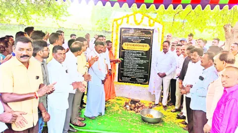 జాతరలోపు పనులు పూర్తిచేయాలి