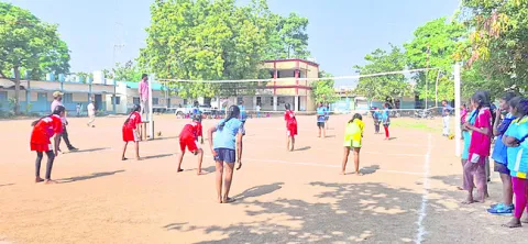 సర్కారు బడులకు క్రీడానిధులు