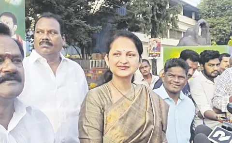 Vangaveeti Ranga Daughter Asha Kiran Clarity On Her Political Entry