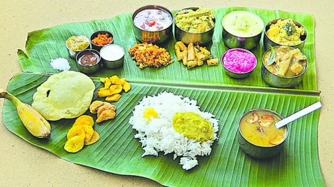 అరటి ఆకులో ఆహారం 