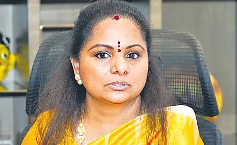 Telangana Jagruthi President Kalvakuntla Kavitha fires on Congress Party
