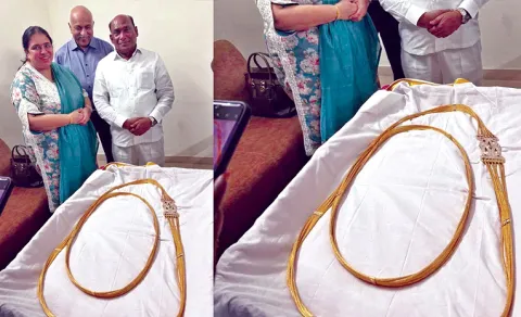 Niloufer Cafe owner Babu Rao  Golden Sacred Thread Lord Venkateswara Swamy