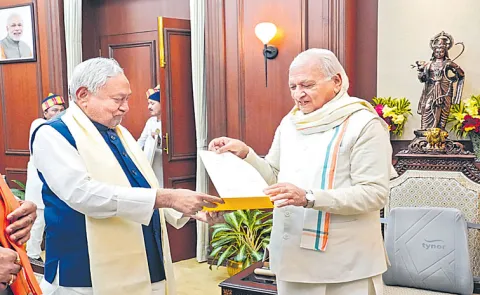 Nitish Kumar poised to become Bihar CM for 10th time