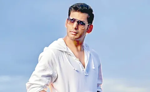 Massive Action-packed Climax of Vishal directorial debut Makutam Wrapped Up