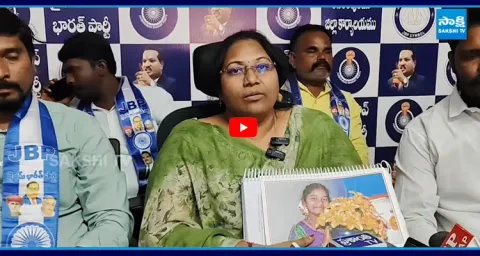 Sugali Preethi Mother Parvati Serious Comments On Deputy CM Pawan Kalyan 1