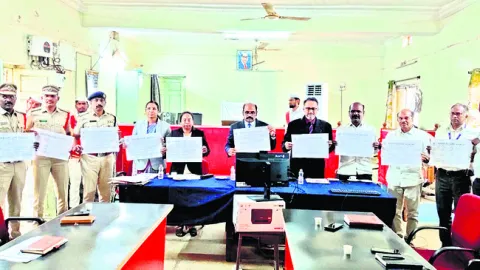 రాజీమార్గం ద్వారానే కేసులు సత్వర పరిష్కారం