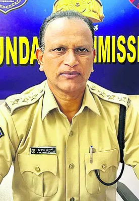 ఎవరినీ ఉపేక్షించేదిలేదు 
