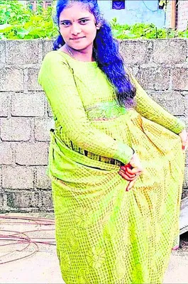 తల్లి మందలించిందని బాలిక ఆత్మహత్య