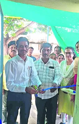 ప్రధానోపాధ్యాయుడి సేవలు భేష్‌ 