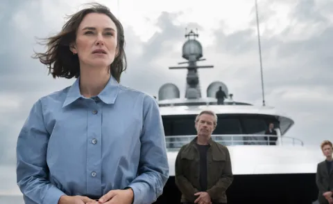 The Woman In Cabin 10 Movie Review In Telugu