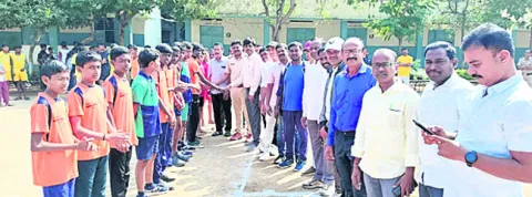 అట్టహాసంగా ఖోఖో జిల్లా జట్ల ఎంపిక పోటీలు