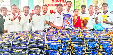 తుపాను బాధిత కుటుంబాలకు సాల్వేషన్‌ ఆర్మీ సాయం 