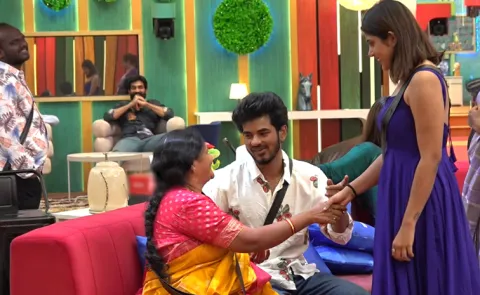Demon Pavan with his mother in bigg boss 9 telugu house