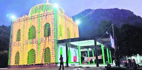 అర్వపల్లి దర్గా ఉర్సుకు వేళాయే..