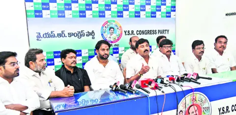 బాబు పర్యటనతో ఒరిగిందేమీ లేదు 