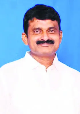 రాయలసీమ రైతులకు చంద్రబాబు మోసం