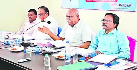 నిరంతరాయంగా విద్యుత్‌ సరఫరాపై దృష్టి సారించాలి