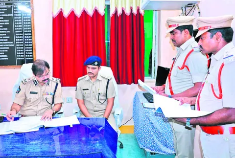 విజిబుల్‌ పోలీసింగ్‌పై దృష్టి 