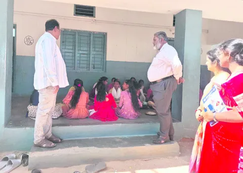 స్వచ్ఛ పాఠశాలలుగా తీర్చిదిద్దాలి 