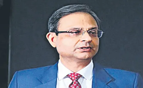 Indian banks will feature in the top 100 global banks list says RBI Governor 4