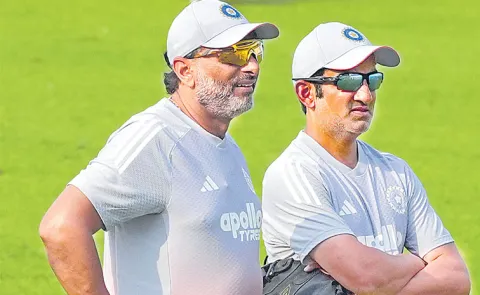 Batting coach Sitanshu Kotak is unhappy with the comments on Gambhir4