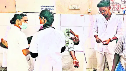 పారిశుధ్య కార్మికుడిపై టీడీపీ నేతల దాడి 