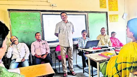 డిజిటల్‌ నైపుణ్యాభివృద్ధికి శిక్షణ అవసరం