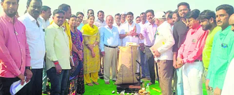 కొనుగోలు కేంద్రాల్లో మద్దతు ధర