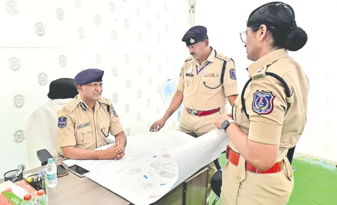 Telangana Govt Transfers 32 IPS Officers in Major Reshuffle