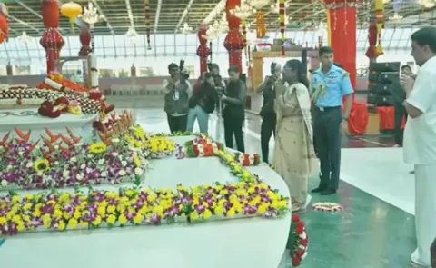 President Murmu Visits Puttaparthi Updates