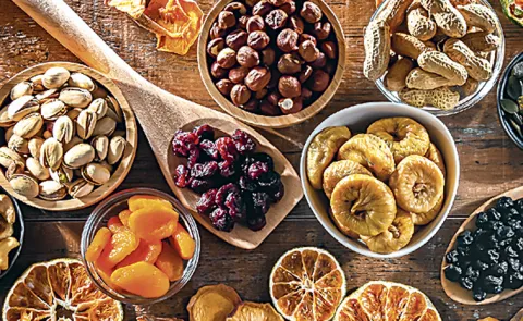 Health Benefits Dry Fruits check Side Effects too